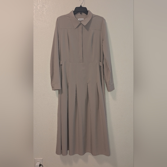 Calvin Klein Commuter Midi Shirt  Dress in Oyster - Picture 6 of 11
